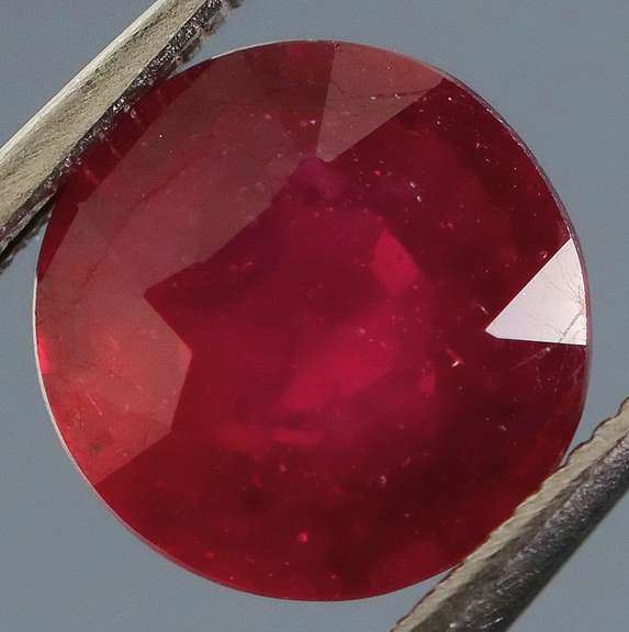 Amazing blood red 2.24ct Ruby solitaire