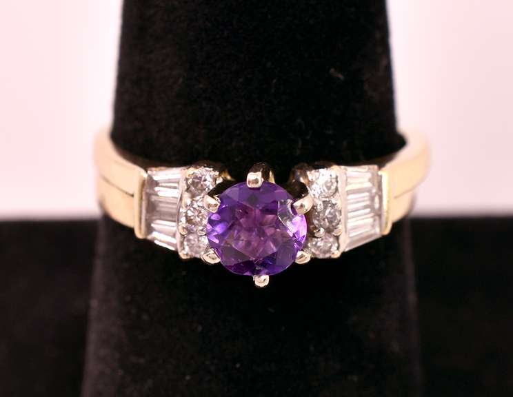 Ravishing Amethyst and Diamond Ring in 14K Yellow Gold
