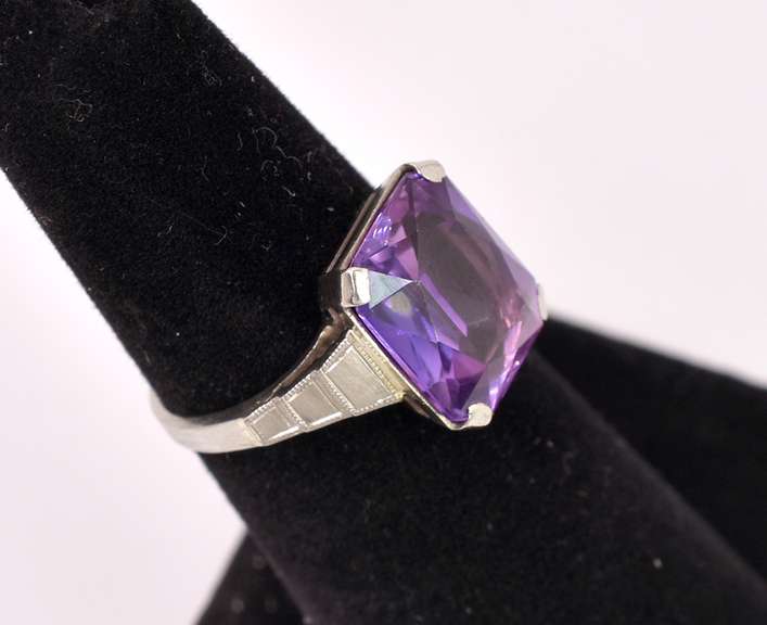 Sensational Purple Sapphire Ring in 14K White Gold