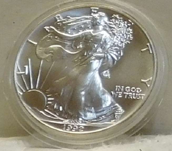 1992 Silver Eagle, 1 Troy oz .999 Silver