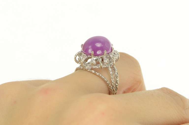 14K White Gold Oval Syn. Star Ruby Cabochon Ornate Cocktail Ring