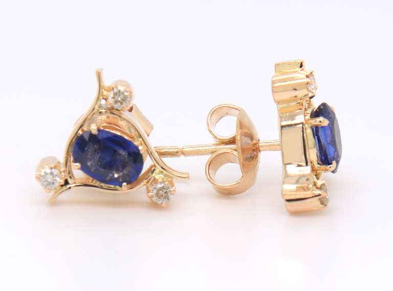 Gorgeous Yellow Gold Oval Tanzanite and Diamond Triangle Earrings