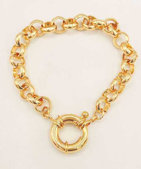 Beautiful 18kt Gold Plated Greek Key Design Bracelet