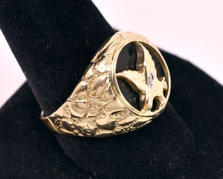 Magnificent Eagle Men's Ring in Yellow Gold