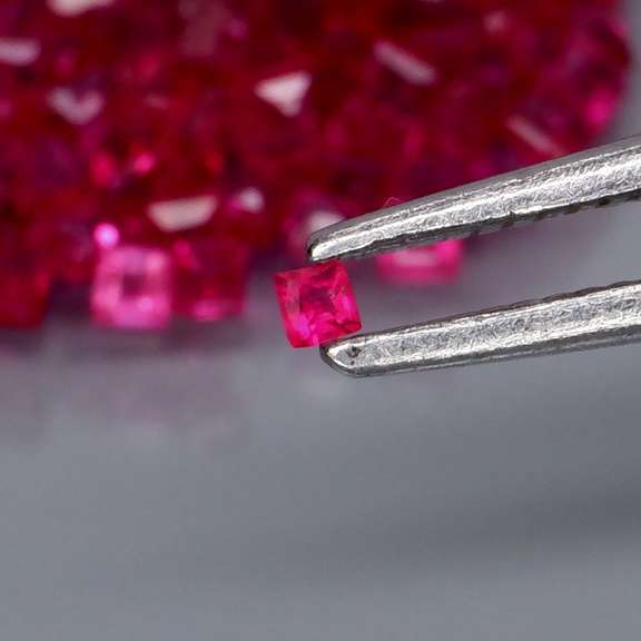 Premium 3.35ct 180 piece princess cut Ruby set