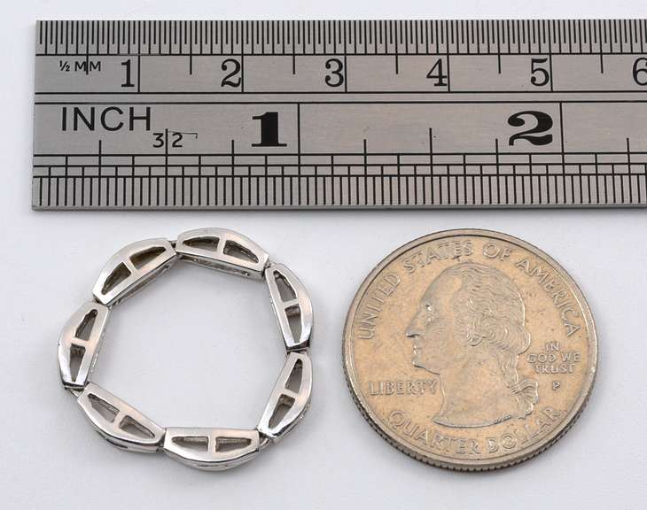 Unusual 14k WG Diamond Link Ring