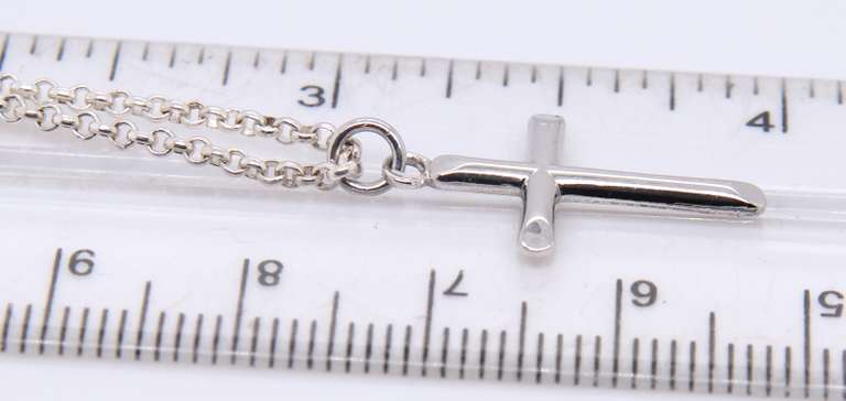 Vintage 925 Sterling Silver Cross Pendant on Chain