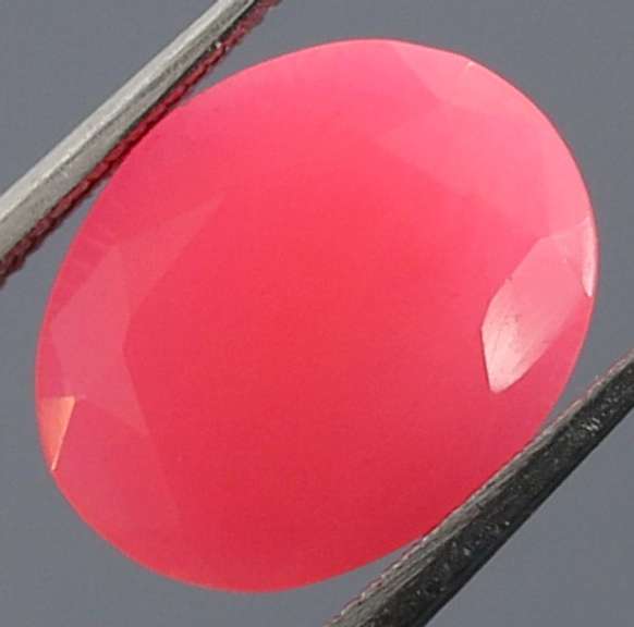 Brilliant 1.97ct faceted flamingo pink Opal