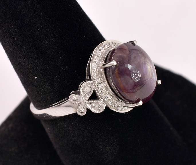Star Sapphire Set In Sterling Ring