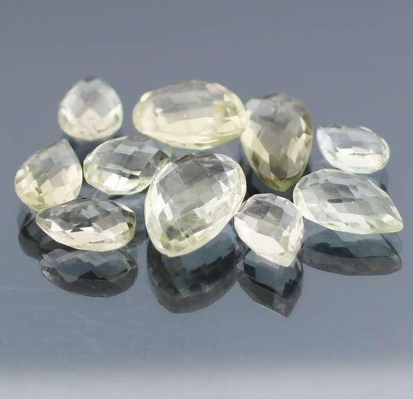 Very unique double checker cut 42.81ct Quartz set