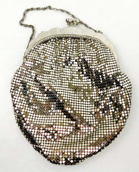 Vintage Silver Metal Mesh Purse