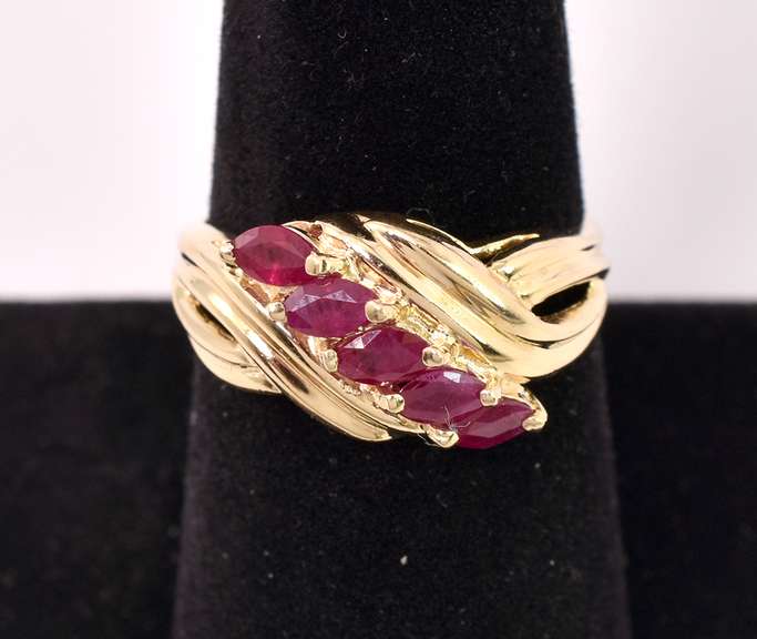 Radiant Ruby Ring in 14K Yellow Gold