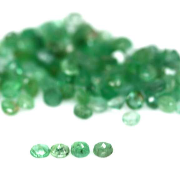 7.67ct set of pure Emeralds with bright green hues