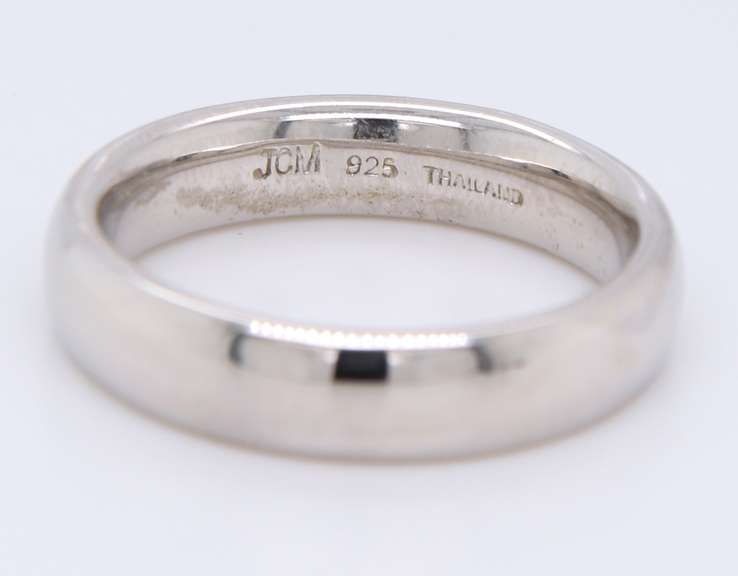 925 Sterling Silver Wedding Band