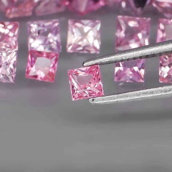Rare UNHEATED 3.65ct pink Sapphire set