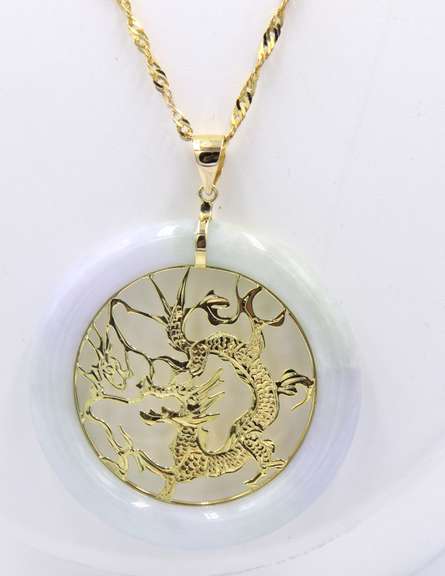 Attractive Yellow Gold Lucky Dragon Jade Round Pendant on Chain