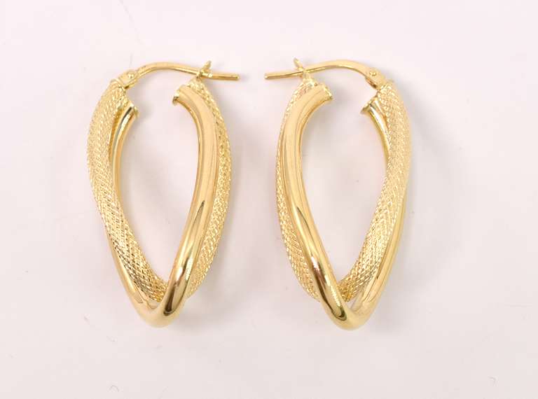 Brilliant Double Hoop Earrings in 14K Yellow Gold