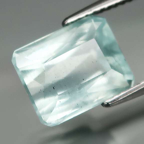 WOW! 3.51ct glowing sea blue Aquamarine!