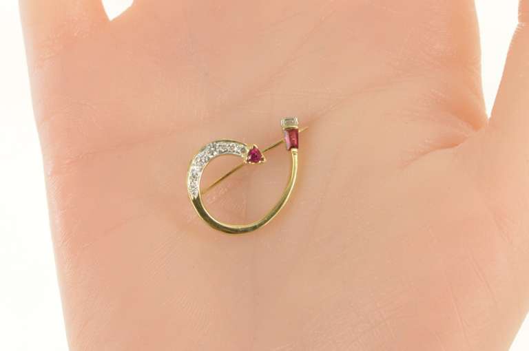 14K Yellow Gold 0.77 Ctw Ruby Diamond Ornate Swirl Curve Pendant