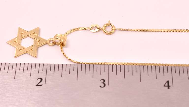 Amazing Star of David Pendant Necklace in 14K Yellow Gold