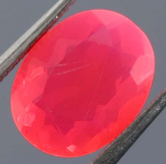 Gorgeous 1.52ct faceted flamingo pink Opal