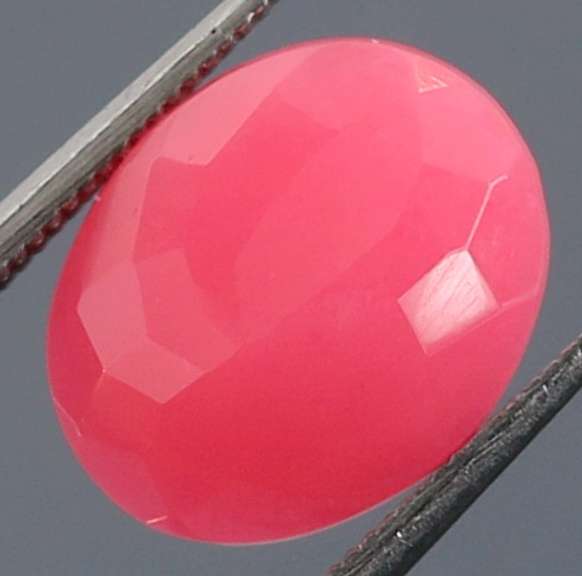 Brilliant 1.97ct faceted flamingo pink Opal