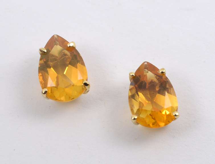 Nice Pear Shaped Citrine Studs