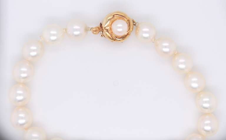 Elegant 7.5-8mm White Fresh Water Pearl Bracelet