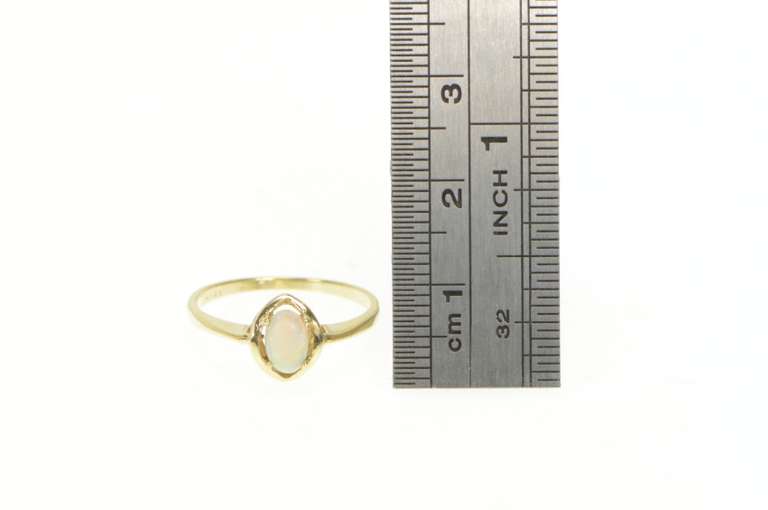 10K Yellow Gold Oval Natural Opal Classic Vintage Statement Ring