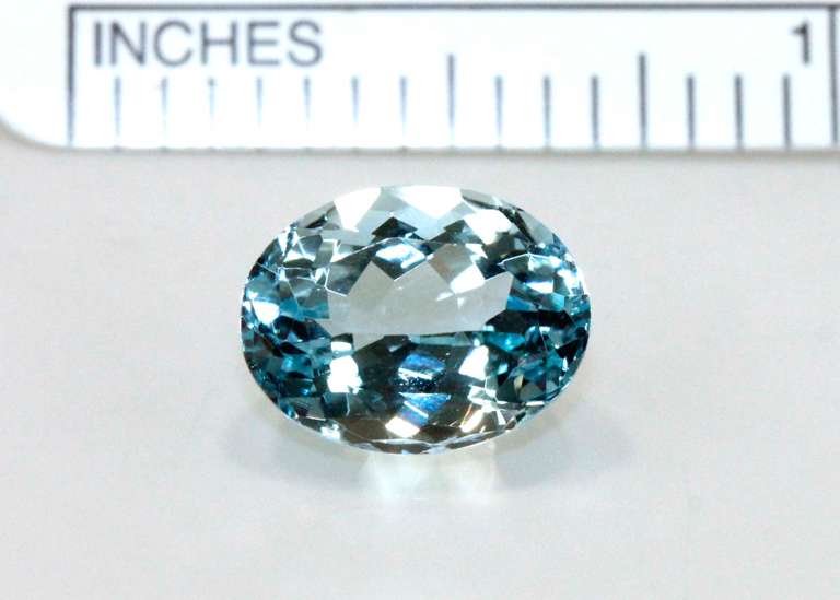 Fine Natural Aquamarine - 3.60 cts.