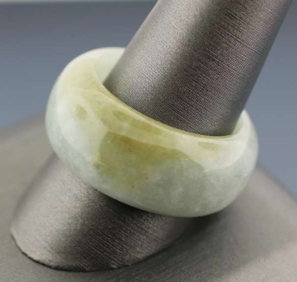 Stunning all natural 55.75ct Jadite Jade ring