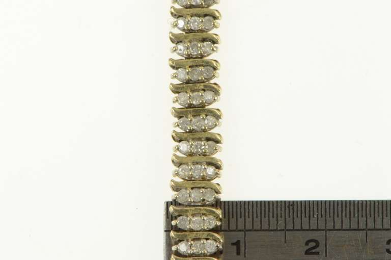 10K Yellow Gold 3.75 Ctw Diamond Wavy Striped Cluster Tennis Bracelet