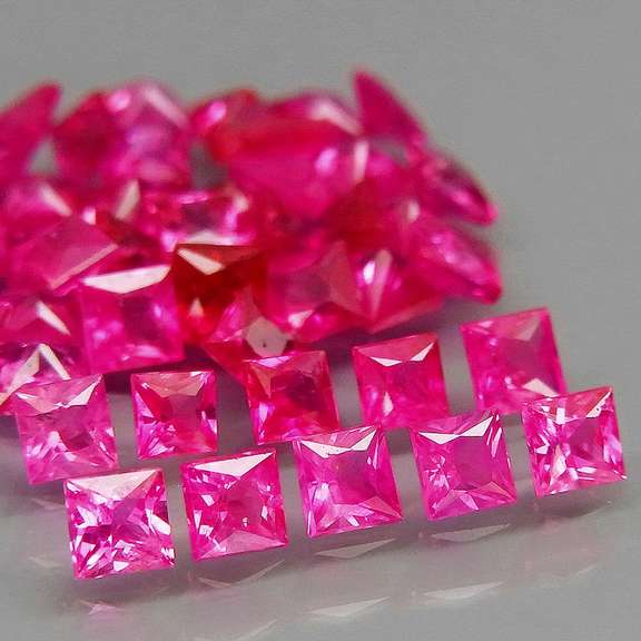 Rare heated only 3.53ct princess cut pink Sapphire set