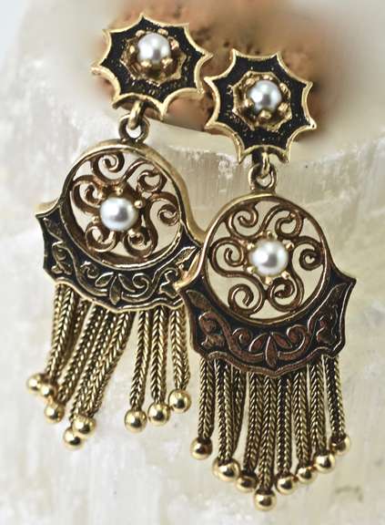Fabulous Vintage Pearl and 14K Dangle Earrings