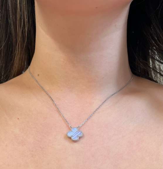Van Cleef and Arpels Necklace 15mm Chalcedony Gemstone