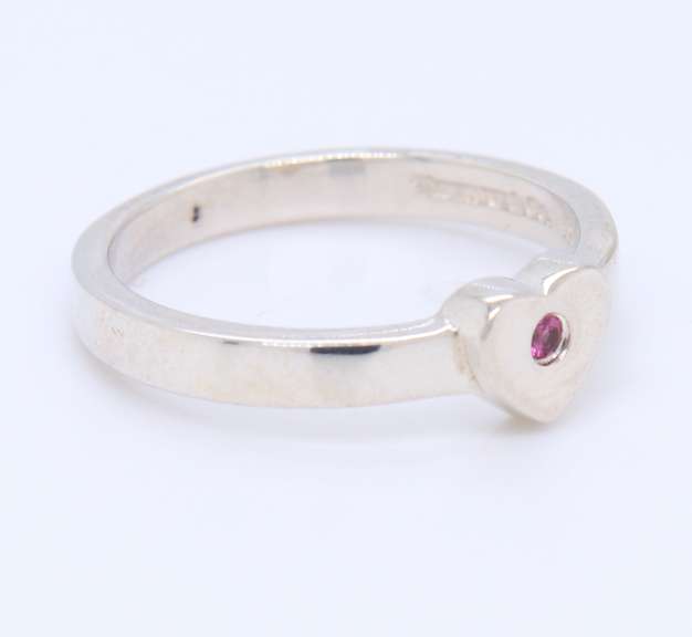 Tiffany & Co Pink Sapphire Heart Ring
