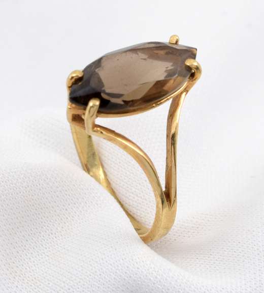 Nice Marquise Smokey Quartz Ring