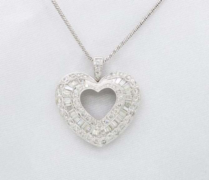 Elegant Diamond Heart Necklace with Baguette and Round Diamonds