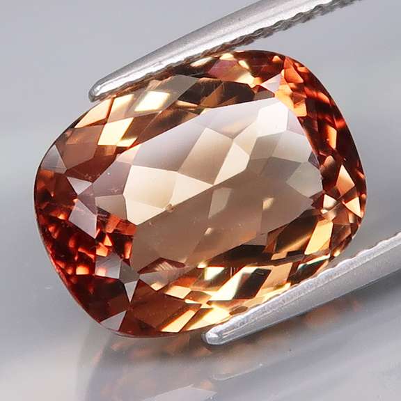 Premium 7.78ct bi-color Imperial Topaz
