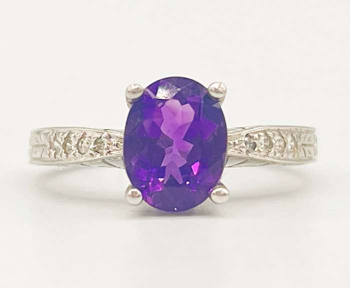 14kt Solid White Gold Amethyst & Diamond Ring
