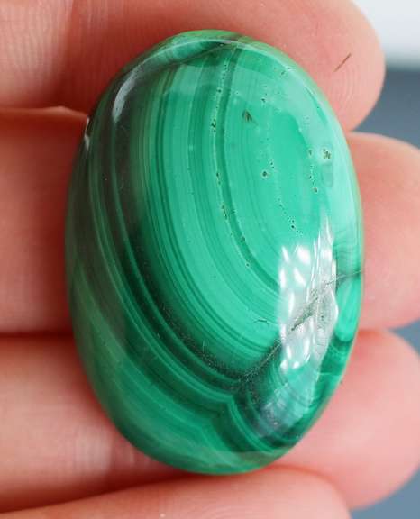 Excellent 69.47ct banded Malachite cabochon