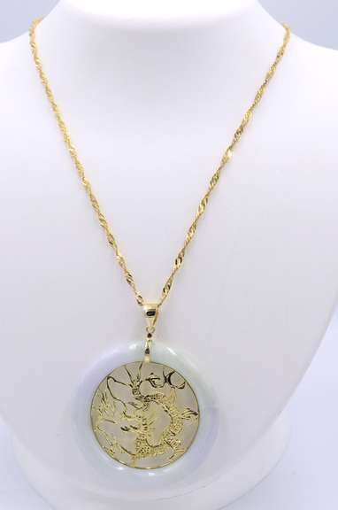 Attractive Yellow Gold Lucky Dragon Jade Round Pendant on Chain