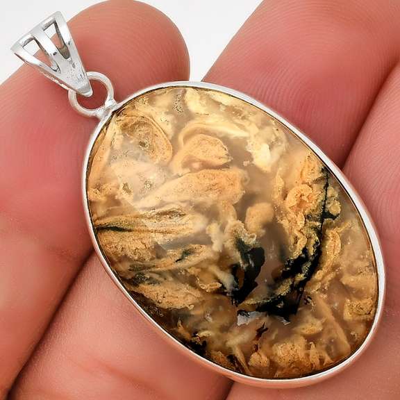 Natural 41.11ct Rose Plume Agate Pendant
