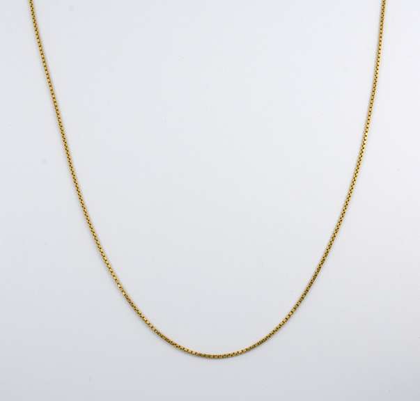 Useful 18k Box Link Necklace