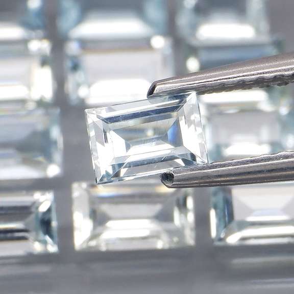 Large 6.63ct platinum blue emerald cut Aquamarine set