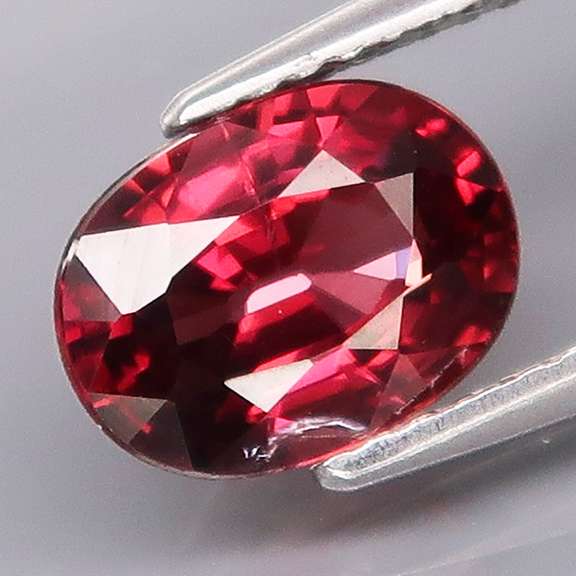 Superb high fire 2.65ct rose pink Zircon