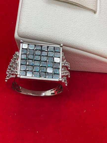 CERTIFIED BRAND NEW 14K WHITE GOLD AND DIAMOND RING