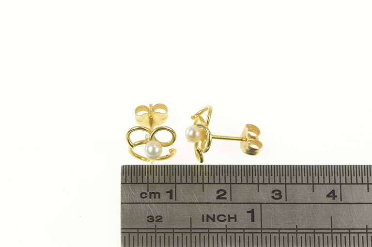 10K Yellow Gold Pearl Ornate Clover Flower Vintage Stud Earrings