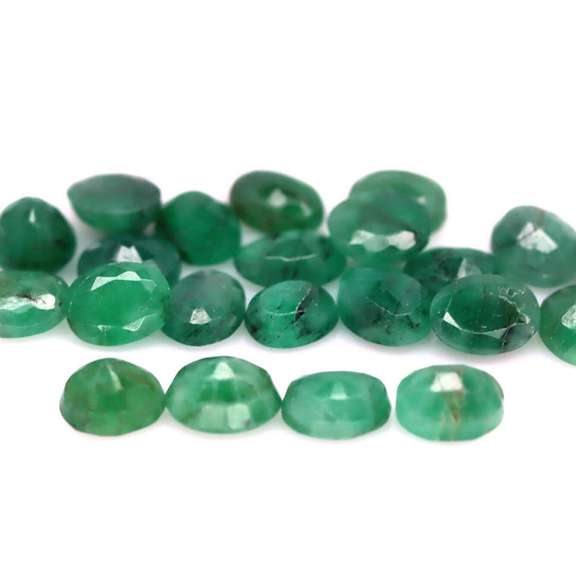 Heavy 8.58ct 22 piece Zambian Emerald set