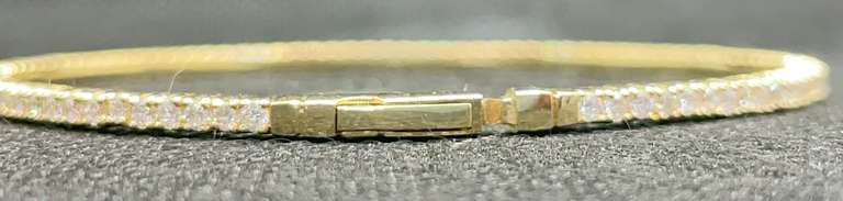 DAINTY 14K YELLOW GOLD ROUND DIAMOND  FLEXIBLE TENNIS BANGLE WITH 2.01 CARATS T.W.